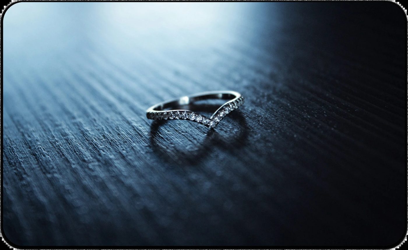 elegant wedding ring reflecting the strength and balance of a happy healthy marriage