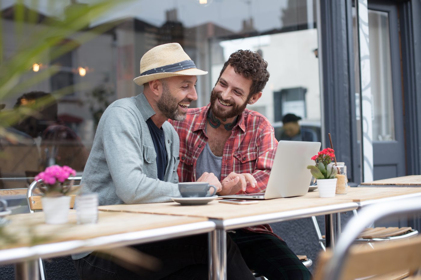 TherapyNYC | Challenges Posed By App Dating For Gay Men in Today's World